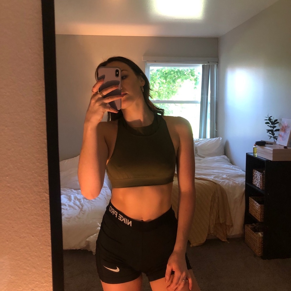 A&F SPORTS BRA$ NIKE Shorts